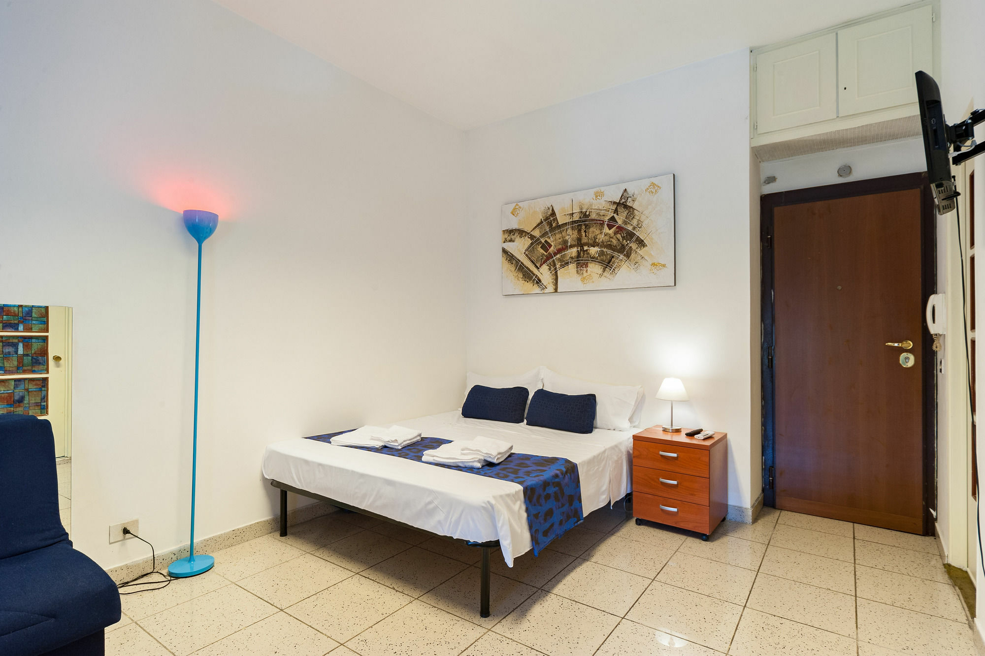 Hosting Flats Guesthouse Рим Екстериор снимка