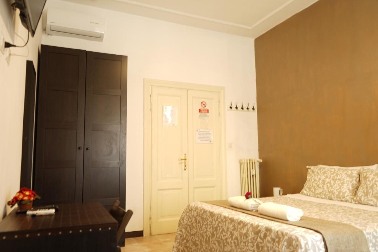 Hosting Flats Guesthouse Рим Екстериор снимка